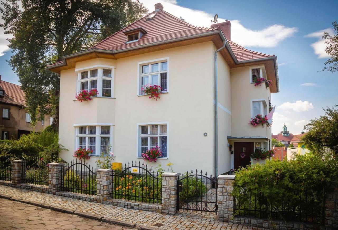 Apartamento Dom Pod Rybia Skala Jelenia Góra Exterior foto