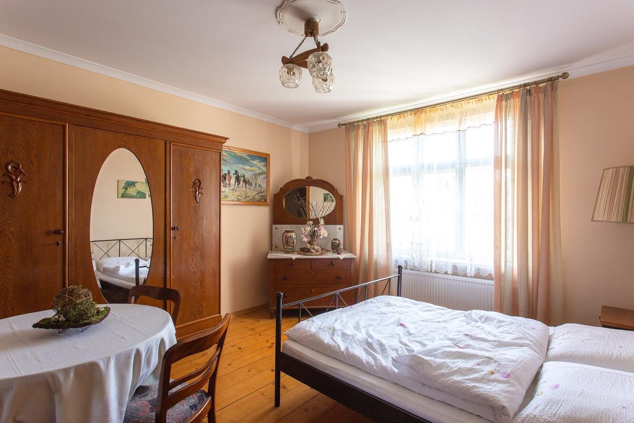 Apartamento Dom Pod Rybia Skala Jelenia Góra Exterior foto